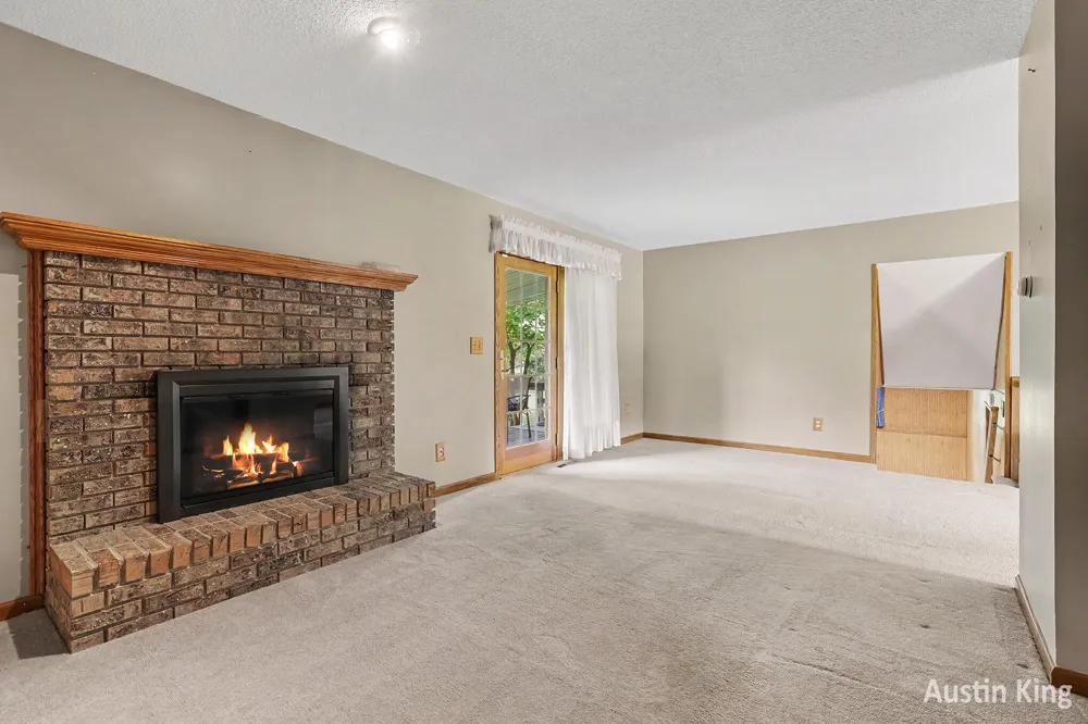 411 4th Street Cedar Springs, MI 49319