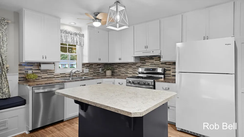 631 Evergreen Street Jenison, MI 49428