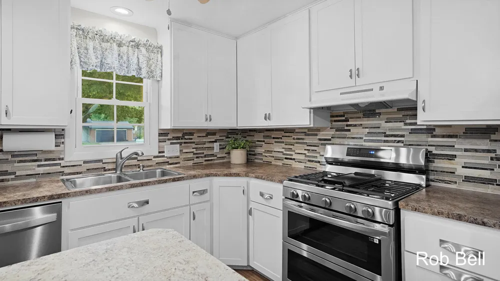 631 Evergreen Street Jenison, MI 49428
