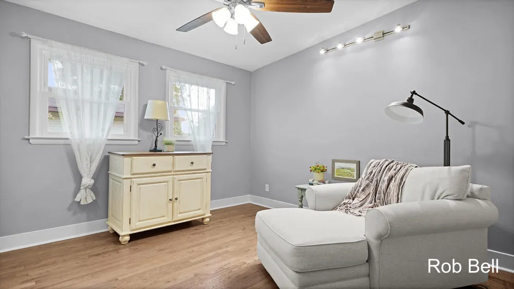 631 Evergreen Street Jenison, MI 49428