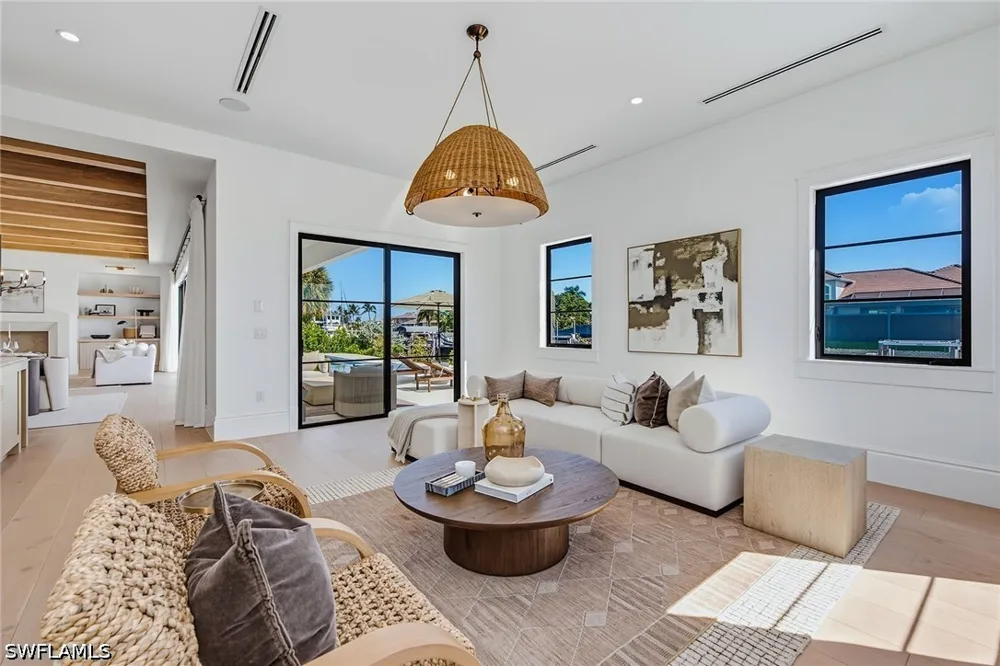 Chestnut Court Marco Island, FL 34145