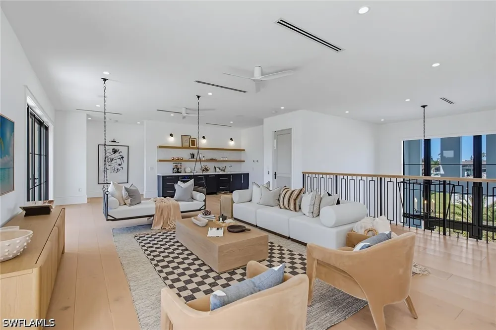 Chestnut Court Marco Island, FL 34145