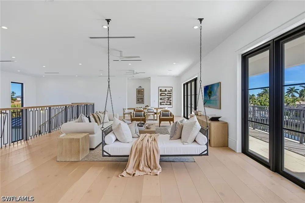 Chestnut Court Marco Island, FL 34145