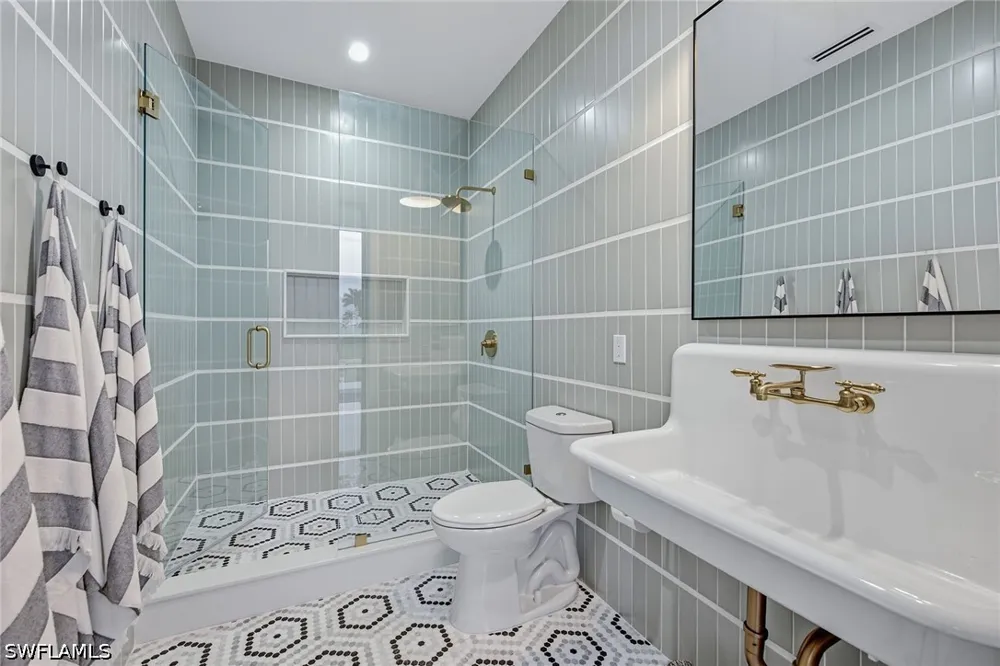 Chestnut Court Marco Island, FL 34145