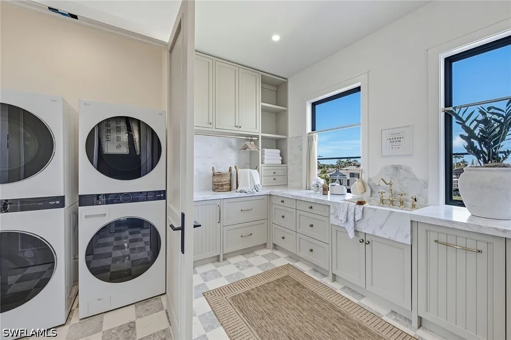 Chestnut Court Marco Island, FL 34145