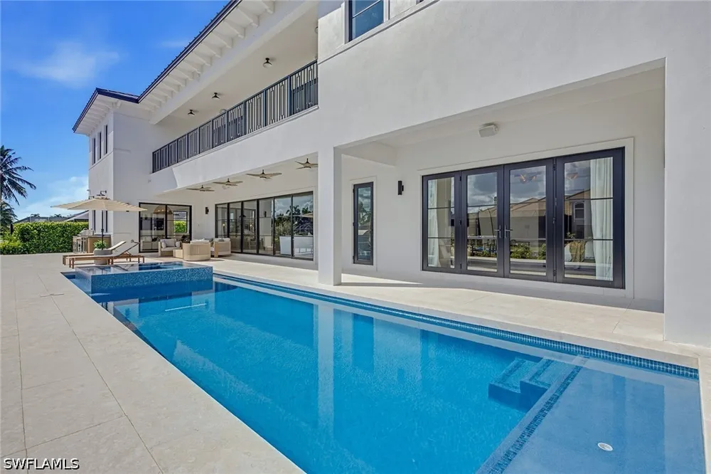 Chestnut Court Marco Island, FL 34145