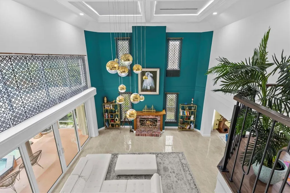 5914 LA ROSA LANE Apollo Beach, FL 33572