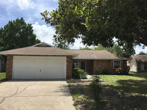 2105 DAVID COURT