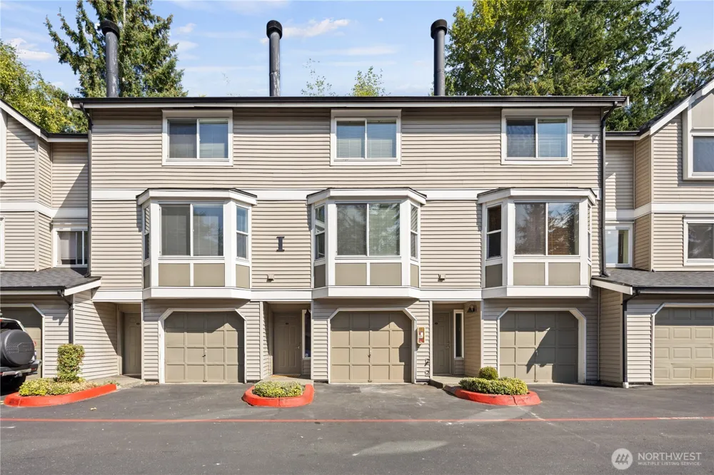 16101 Bothell Everett Hwy #I 3 Mill Creek, WA 98012
