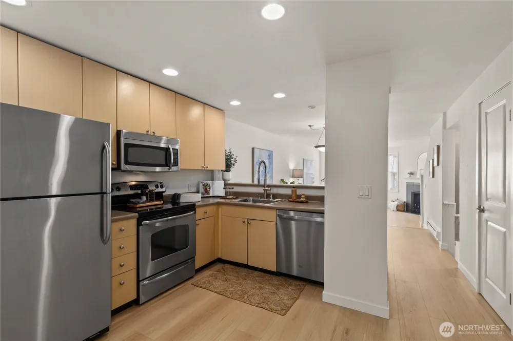 16101 Bothell Everett Hwy #I 3 Mill Creek, WA 98012