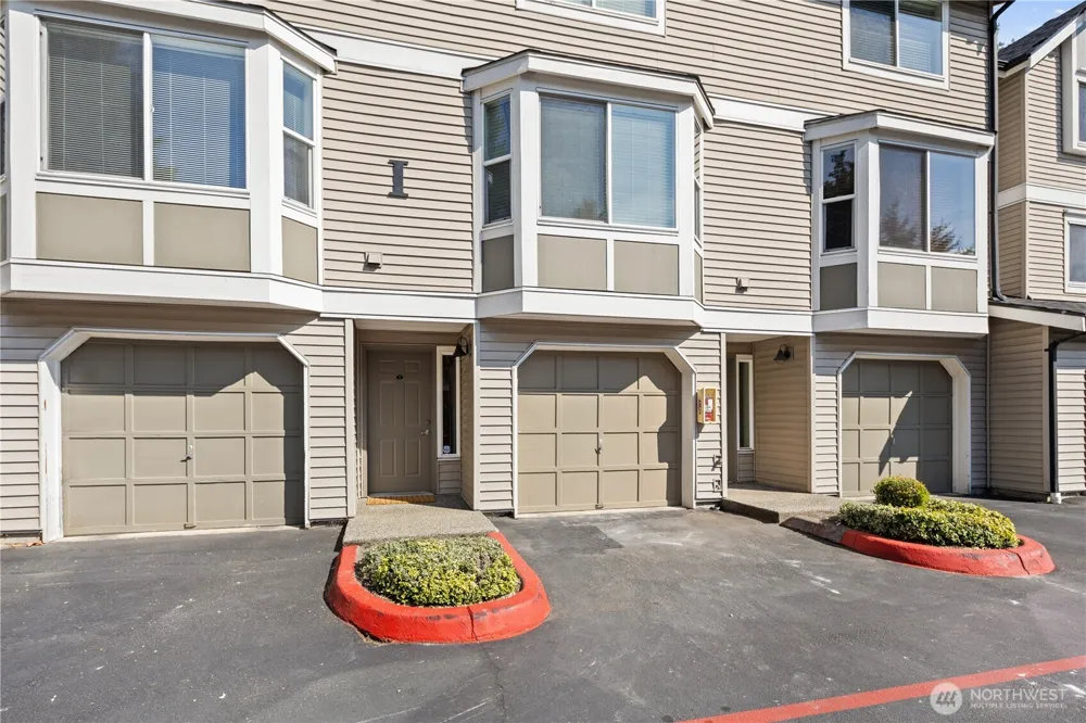 16101 Bothell Everett Hwy #I 3 Mill Creek, WA 98012
