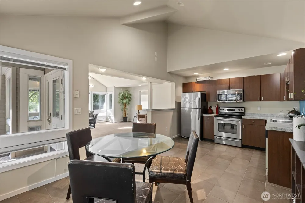 16101 Bothell Everett Hwy #I 3 Mill Creek, WA 98012