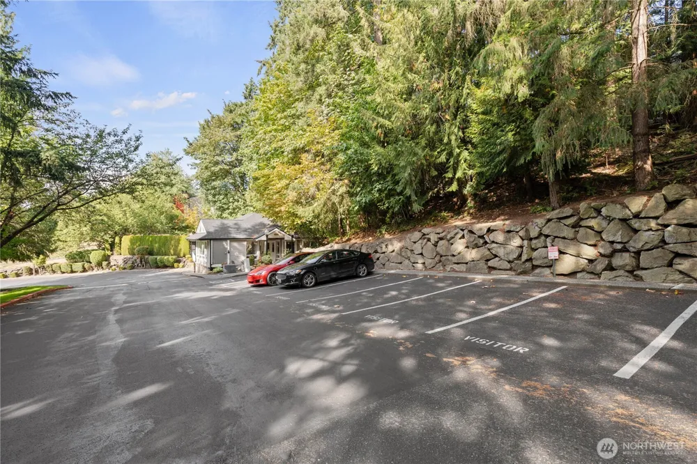 16101 Bothell Everett Hwy #I 3 Mill Creek, WA 98012