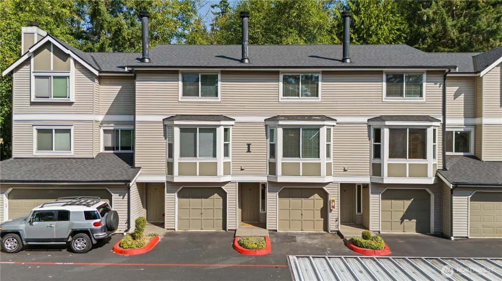 16101 Bothell Everett Hwy #I 3 Mill Creek, WA 98012