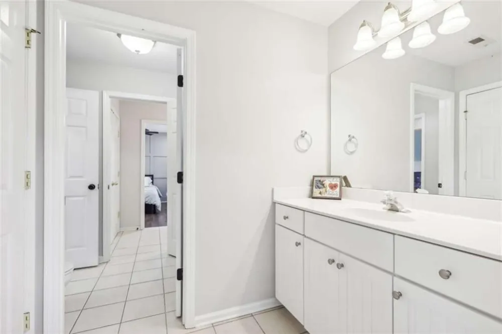 49 High Point Circle Newnan, GA 30265