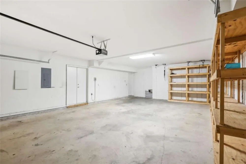 49 High Point Circle Newnan, GA 30265