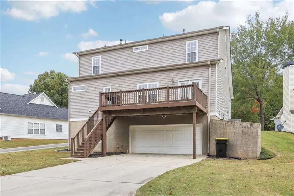 49 High Point Circle Newnan, GA 30265
