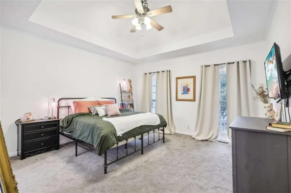 49 High Point Circle Newnan, GA 30265