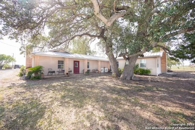 1849 County Road 340 Knippa, TX 78870