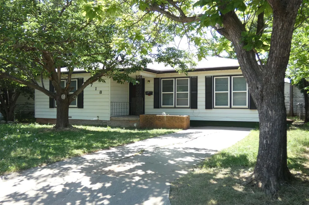 1718 Bridge Avenue Abilene, TX 79603