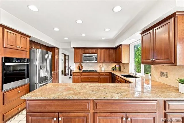 7631 S Bemis Street Littleton, CO 80120