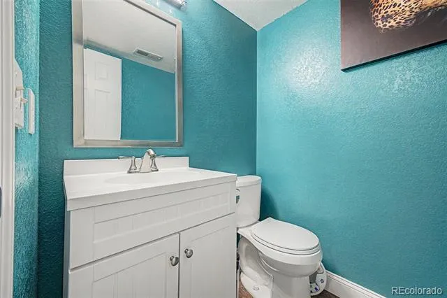 2423 S Sedalia Circle Aurora, CO 80013