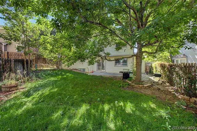 2423 S Sedalia Circle Aurora, CO 80013
