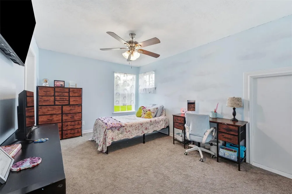 874 County Road 2222 Cleveland, TX 77327