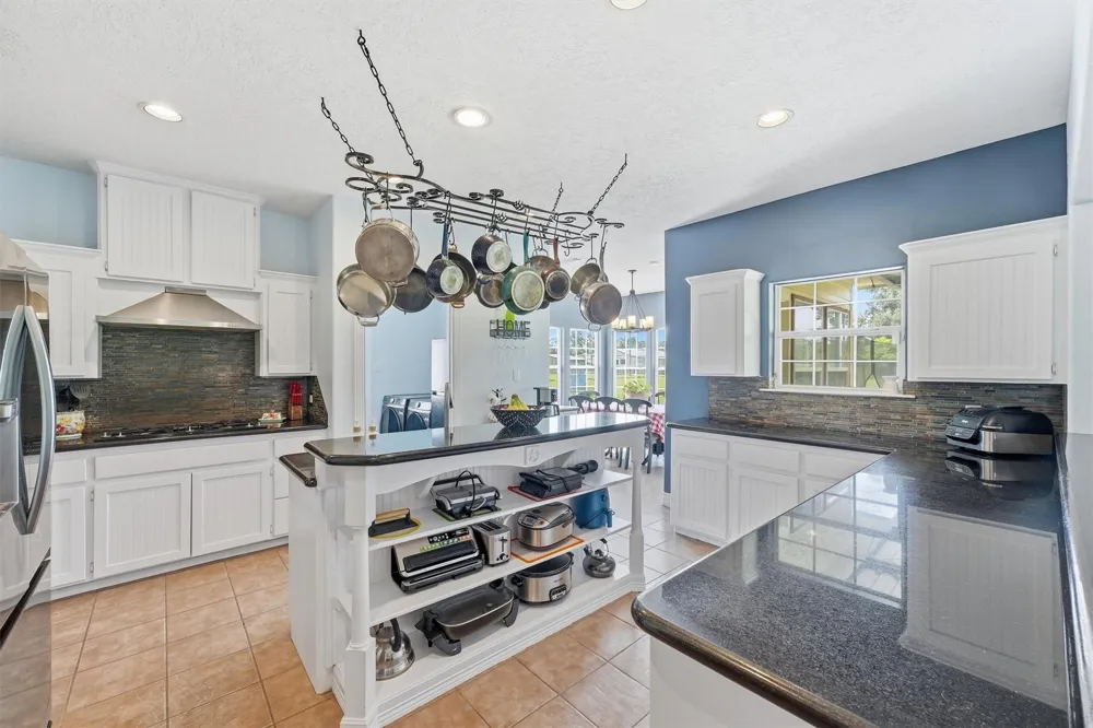 874 County Road 2222 Cleveland, TX 77327
