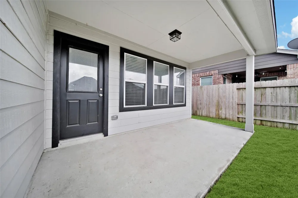 15111 Dalmak Green Drive Humble, TX 77346