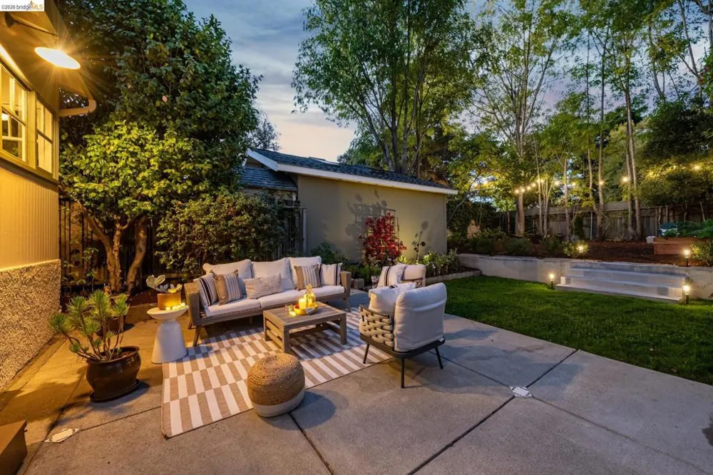 362 50Th St Oakland, CA 94609