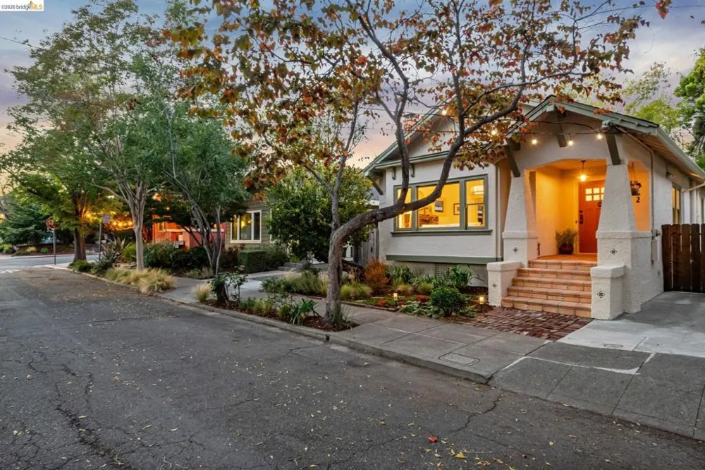 362 50Th St Oakland, CA 94609