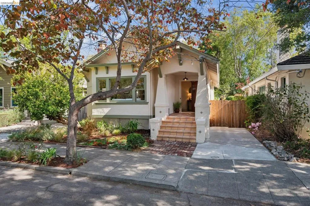 362 50Th St Oakland, CA 94609