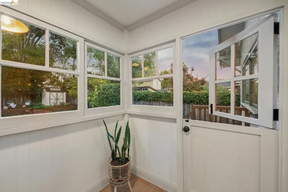 362 50Th St Oakland, CA 94609