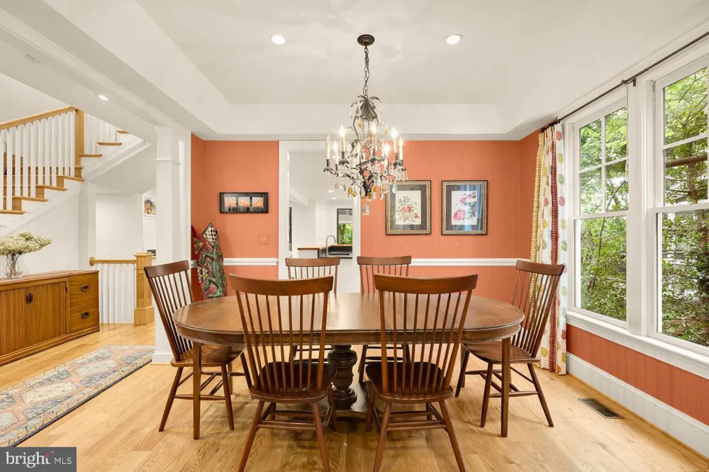 6512 RIDGE DRIVE Bethesda, MD 20816