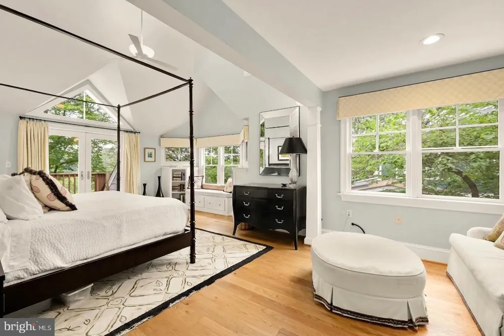6512 RIDGE DRIVE Bethesda, MD 20816