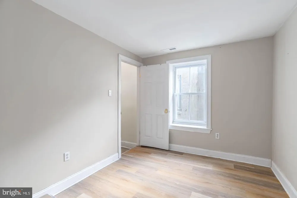 558 16TH STREET #3 Philadelphia, PA 19130