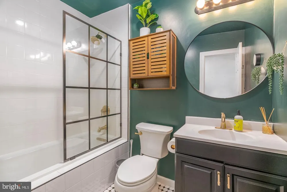 558 16TH STREET #3 Philadelphia, PA 19130