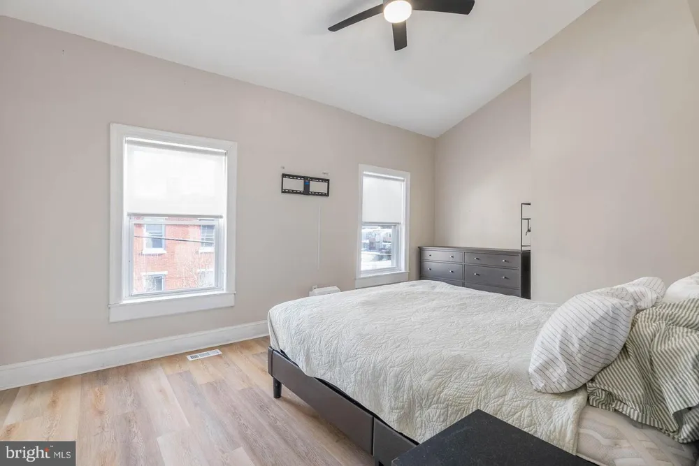 558 16TH STREET #3 Philadelphia, PA 19130