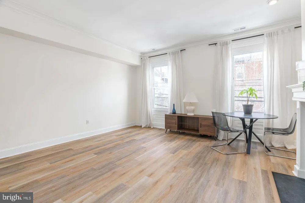 558 16TH STREET #3 Philadelphia, PA 19130
