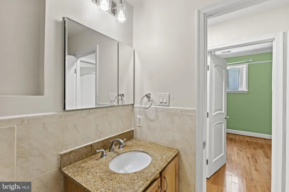 1437 SPRING ROAD NW #21 Washington, DC 20010