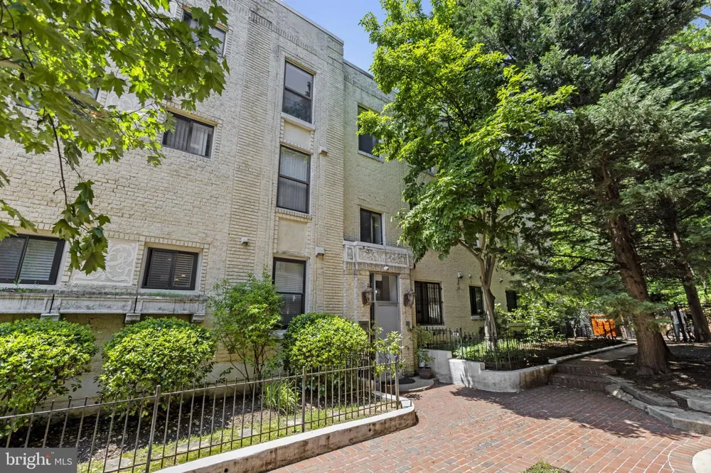 1437 SPRING ROAD NW #21 Washington, DC 20010