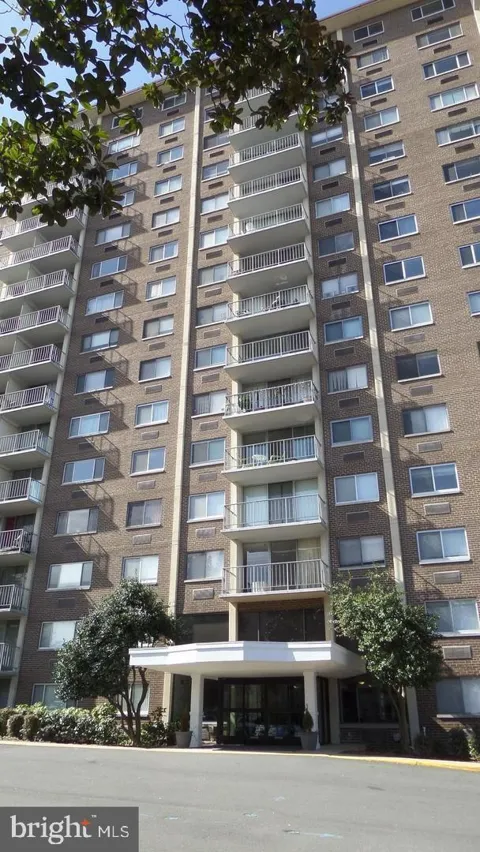 2059 HUNTINGTON AVENUE #1601