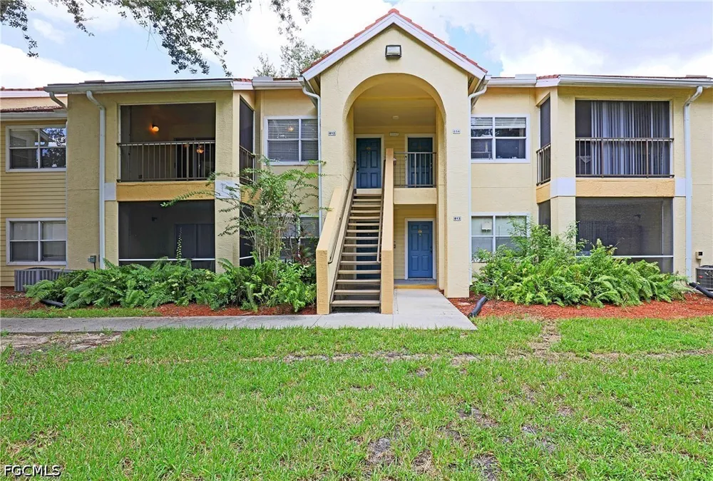 Equestrian Circle #812 Fort Myers, FL 33907