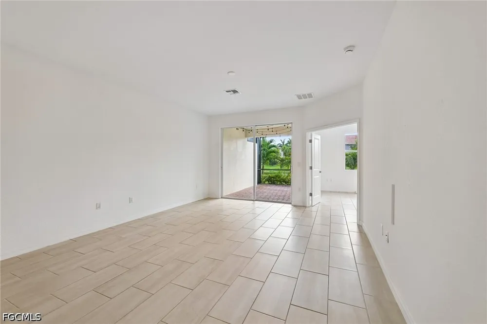 Vine Avenue Naples, FL 34120