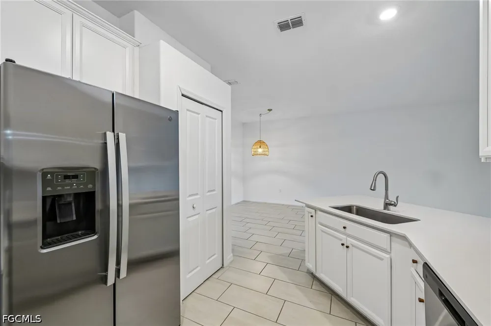 Vine Avenue Naples, FL 34120