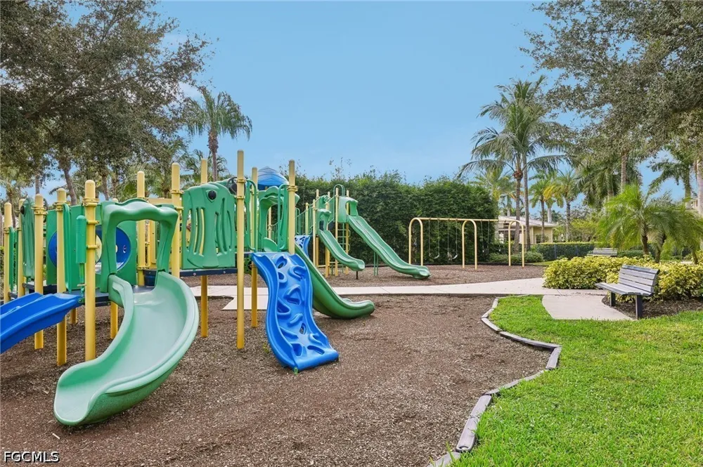 Vine Avenue Naples, FL 34120