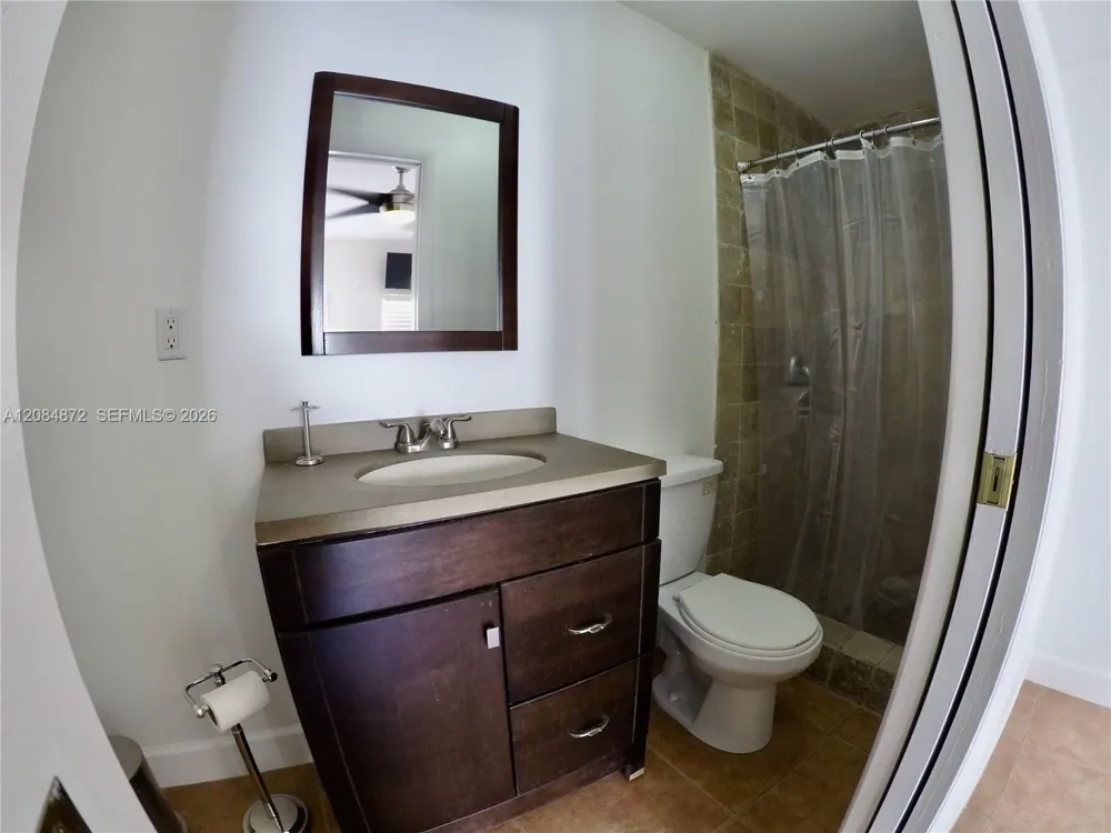 2366 SW 10th st Miami, FL 33135
