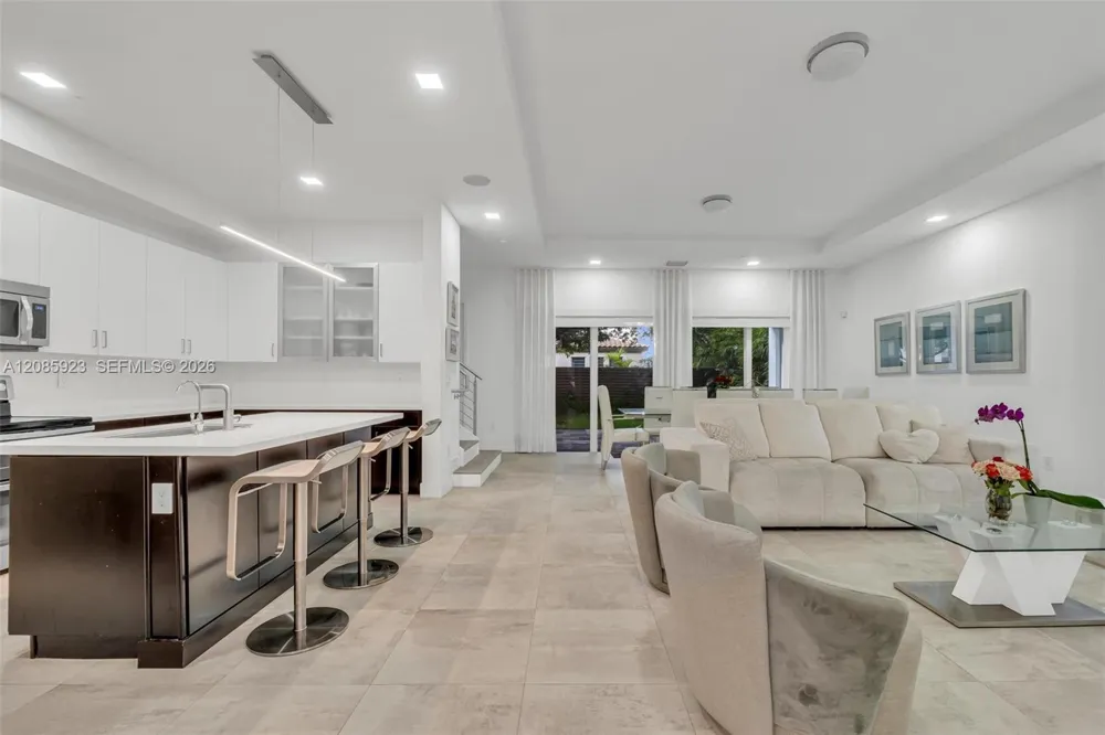 15071 SW 176th St Miami, FL 33187