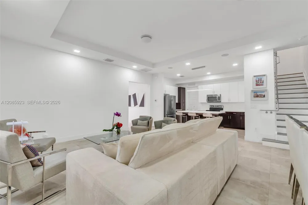 15071 SW 176th St Miami, FL 33187
